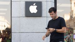 Imagen de la fachada de la tienda de Apple en Madrid. 