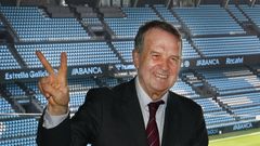 El alcalde de Vigo, Abel Caballero, en Bala�dos.