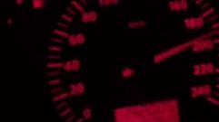 Detenido por grabar y retransmitir sus locuras al volante