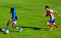 Imagen de la pasada edici�n del trofeo ribadense, que enfrent� al Lugo con el Oviedo.