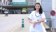 Rebeca Caneiro, nunha imaxe tomada o martes pasado diante do servizo de Urxencias