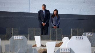 Los Reyes, en su visita al cementerio de Sidi Embarek