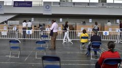 Este martes se retoma la vacunaci�n contra el covid en el recinto ferial de Pontevedra, con 3.200 personas citadas de menos de 60 a�os para recibir Pfizer