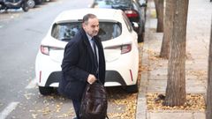 El exministro Jos� Luis Abalos a su llegada al Tribunal Supremo, a 27 de noviembre del 2025, en Madrid (Espa�a).