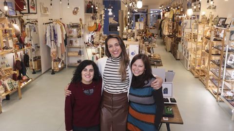 De izquierda a derecha, las tres creadores y emprendedoras Bea Barril, Sandra de Rego e Isabel Pernas