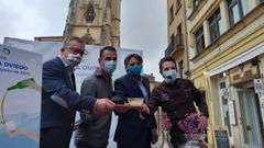 Alfredo Garca Quintana, David Gonzlez Codn, Jos Luis lvarez Almeida y Rubn Morn durante la presentacin de la iniciativa gastronmica Ruta de Tapa Saborea Oviedo en la Terraza de El Llar de la Catedral