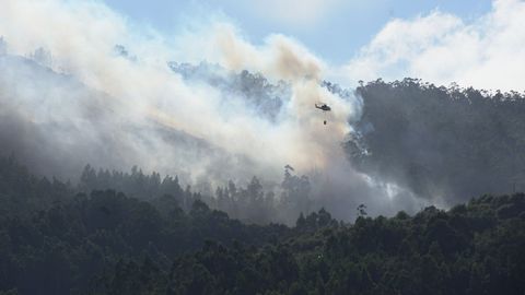 El gran incendio de Cures, en imgenes