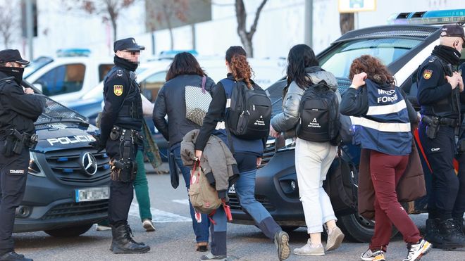 M�dicos forenses acuden al Instituto de Medicina Legal de C�rdoba.