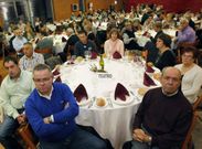 Una multitudinaria cena en Cambados abri� en noviembre del 2014 la programaci�n del 25 aniversario.