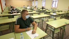 Selectividad extraordinaria de septiembre en este 2020: En la escuela polit�cnica de Esteiro (Ferrol) la distancia de seguridad se cumpli� holgadamente, aunque la mascarilla segu�a siendo obligatoria 