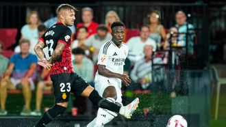 Pablo Maffeo con Vincius.Pablo Maffeo con Vincius durante el Mallorca - Real Madrid