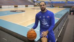 Francis Alonso, este martes en el Pazo en su vuelta al trabajo con el Ro Breogn.