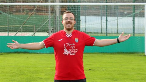 Manu Mart�nez estar� en la din�mica del conjunto burelense hasta final de temporada. 