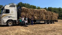 El primer cargamento para Ourense sali de Trasparga (Guitiriz) el pasado sbado