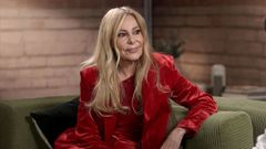 La actriz y presentadora Ana Obreg�n, en una entrevista