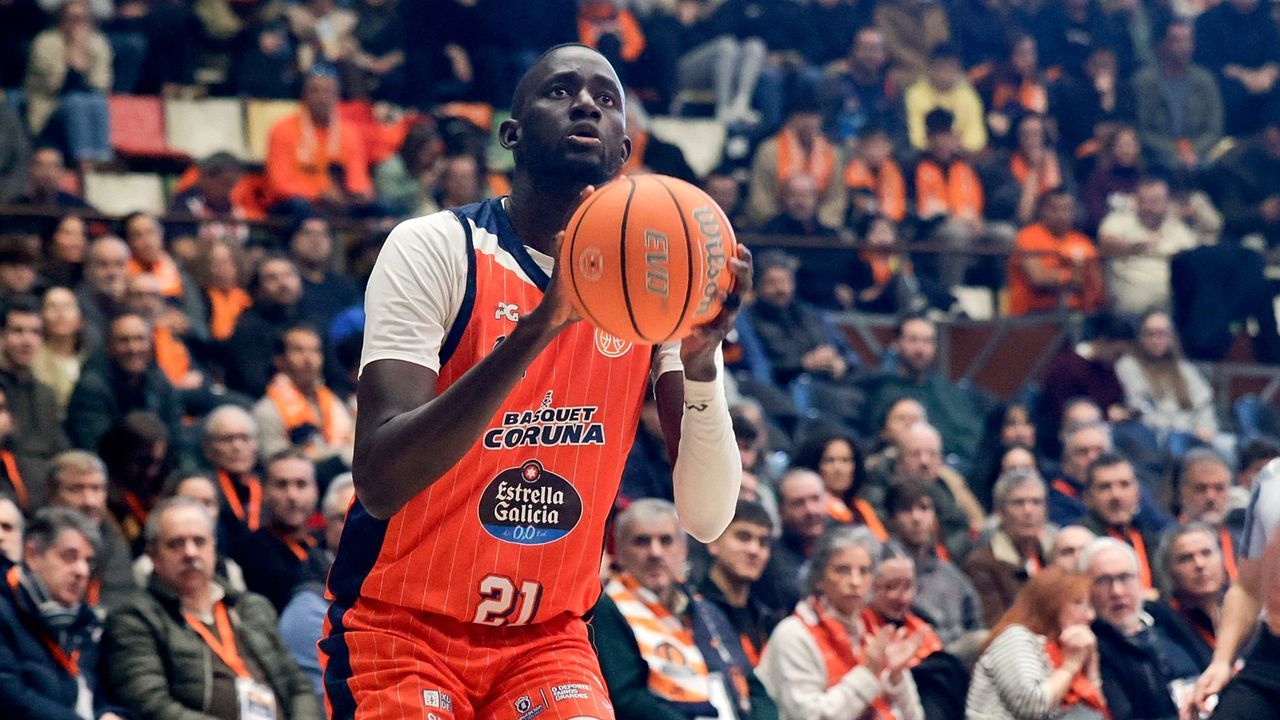 En directo: Melilla - Leyma Coruña