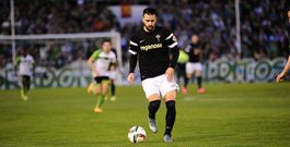 Joselu tuvo varias ocasiones claras de gol en el encuentro disputado en El Sardinero aunque no acert�. 