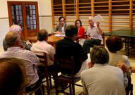 Los expropiados se reunieron el s�bado con su abogado.