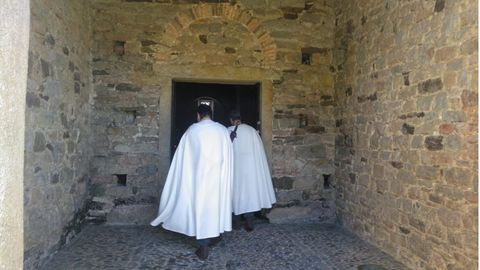 Un momento del rodaje de Los caballeros de la Orden de Santiago, en San Pedro de Nora (Las Regueras)