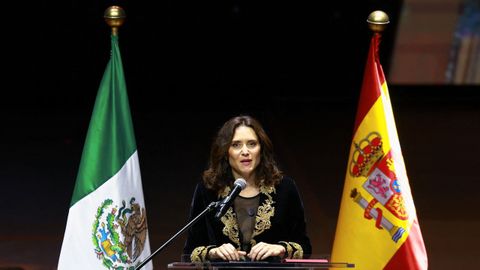 La presidenta de la Comunidad de Madrid, Isabel D�az Ayuso, en la presentaci�n del musical Malinche