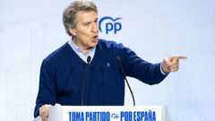 El presidente del PP, Alberto Nez Feijoo, durante la segunda jornada del II Foro de las Grandes Ciudades del PP, en Burgos.