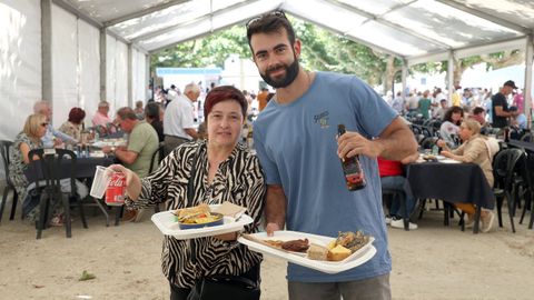 INAUGURACION FESTA DA XOUBA CON LA ACTUACION MUSICAL DE FOGO FATUO