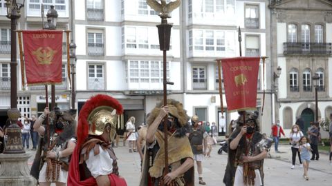 As fueron los desfiles del primer da de Arde Lucus