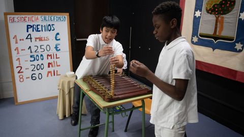 Las ni�as y ni�os de San Ildefonso preparan el sorteo extraordinario de Navidad 2025