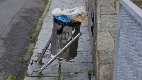 Los vecinos demandan mejoras en el mobiliario urbano.