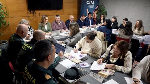 Participantes en la III Mesa Interinstitucional sobre violencia de g�nero