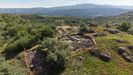 Alto del yacimiento, que ocupa 16 hectreas y permite ver la Lagoa de Antela o la sierra de Maceda