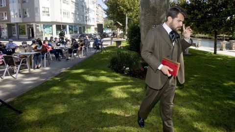 Yago Espasandn, caracterizado de Eduardo Pondal 