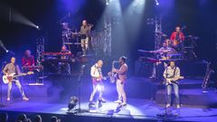 Brothers in Band en una actuaci�n.