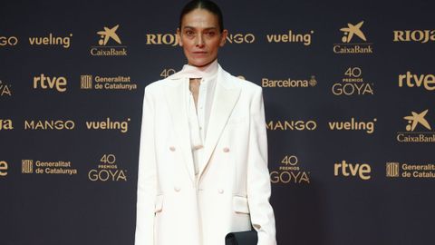 La modelo gallega Laura Ponte a su llegada a la ceremonio de los Goya
