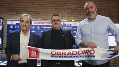Raúl López (presidente del Obradoiro), Diego Epifanio (nuevo entrenador) y Héctor Galán (director general del Obra)