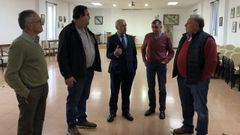 Los alcaldes de Navia, Pedrafita y Cervantes acompa�aron a Tom�