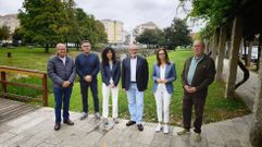Los representantes del PP, en la rueda de prensa en la que dieron cuenta de estos datos, en el Parque dos Condes