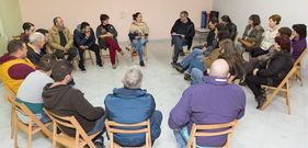 Asamblea abierta de la que sali� la candidatura a las municipales. 