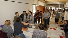 Cola para votar en Monterroso