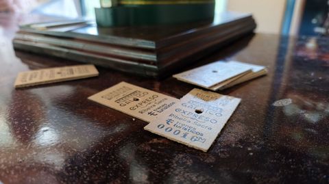 Billetes del Galaico Expreso