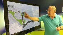 El concejal de Infraestruturas, Csar Mosquera, en el ao 2017 dando cuenta del proyecto que acaba de licitarse para reformar el barrio de Mollavao
