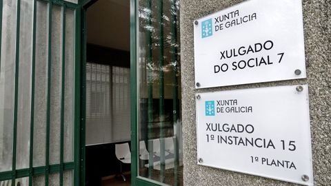 La mujer acudi� a la v�a judicial tras ver rechazadas sus aspiraciones en la empresa