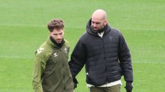 Javi Rueda y Claudio Gir�ldez, en un entrenamiento del Celta.