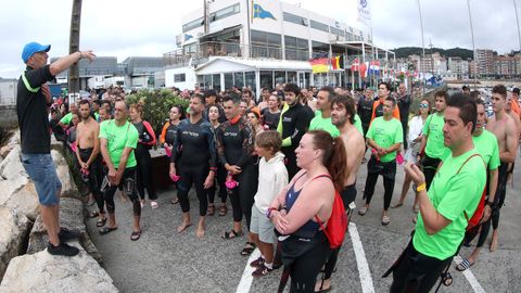  Traves�a a Nado Illa de R�a organizada por la asociaci�n contra el cancer de Ribeira 2026