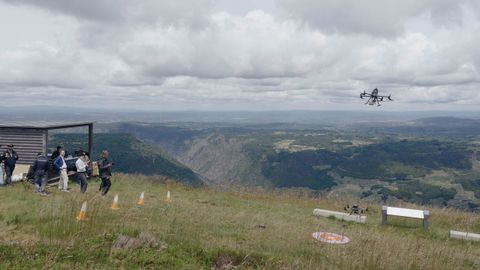 Demostración de uso de drones para servicios comerciales en Parada de Sil