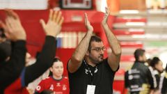 El entrenador del Porri�o, Isma Mart�nez, durante un partido.