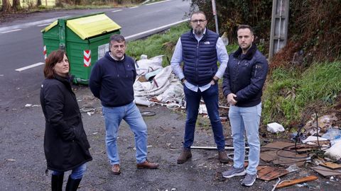 Miembros de la directiva de la asociaci&oacute;n O Val de Culleredo.