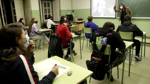 Clase de Filosofa en el IES Rosala de Castro de Santiago