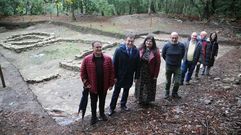 El conselleiro de Cultura, Educaci�n, FP e Universidades, Rom�n Rodr�guez,  visit� el Castro de Cameixa