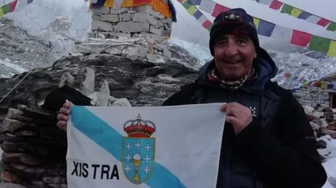 Roberto L�pez, ingeniero de Stellantis, repite por segundo a�o en el Makalu; dispone de un mes.